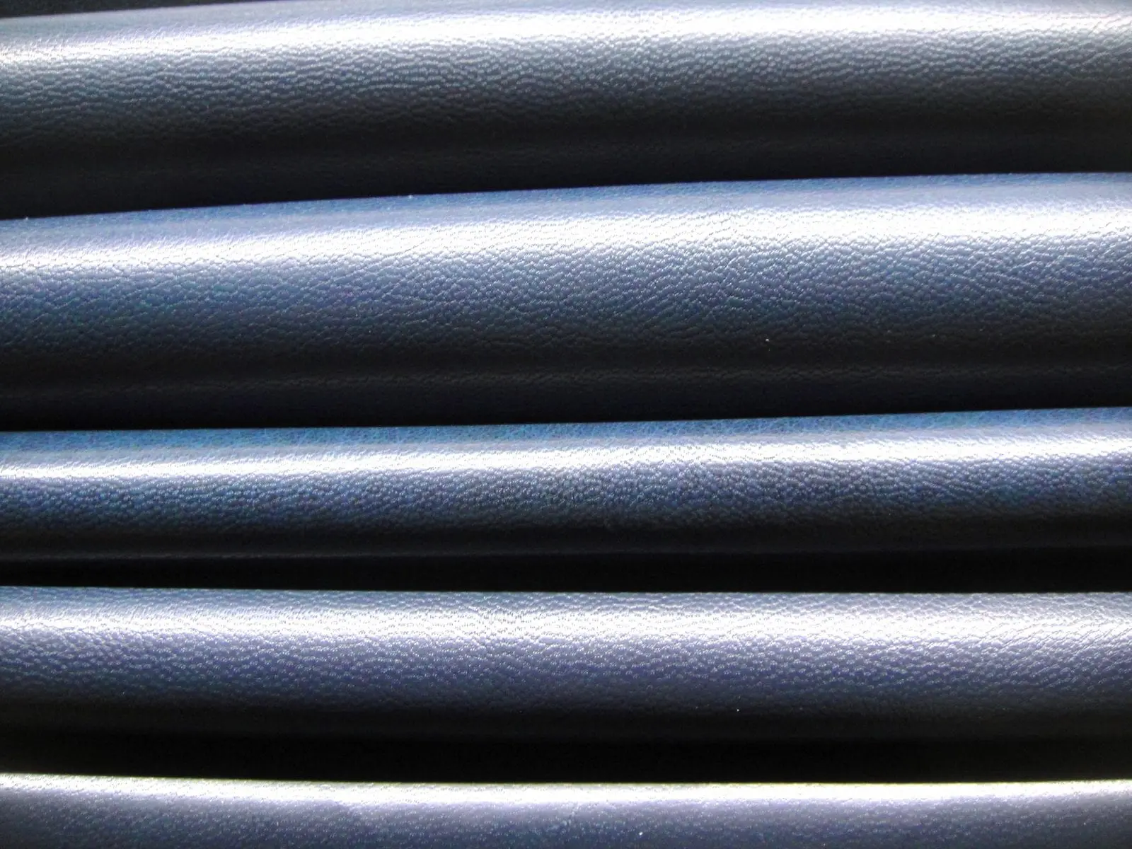 SmoothGoat_NavyBlue