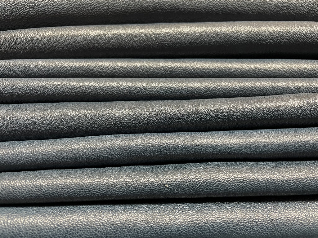 Capra Granulosa .65-.75 Mm (NAVY BLUE)